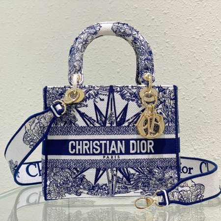 Dior Medium Lady D-Lite Bag