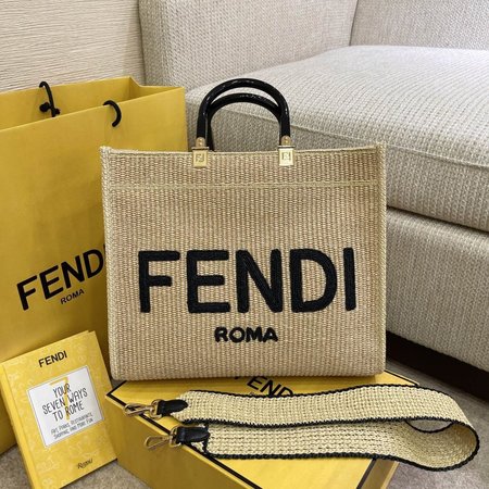 Fendi Straw Large Sunshine Handbag Beige