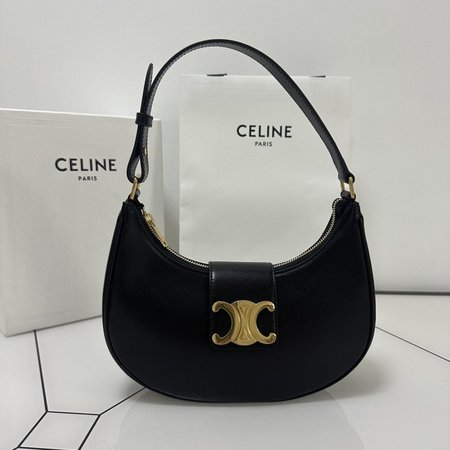 Celine Ava Triomphe Bag In Smooth Calf Leather Black