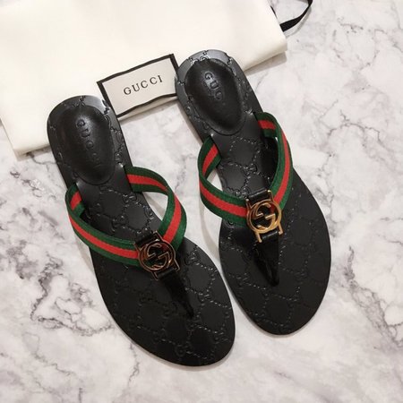 GUCCI Interlocking GG Logo Sandals