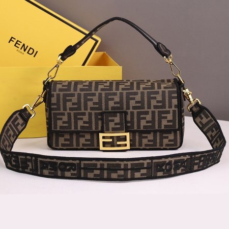 Fendi Baguette 8890