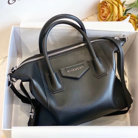 Givenchy Antigona Bag Black