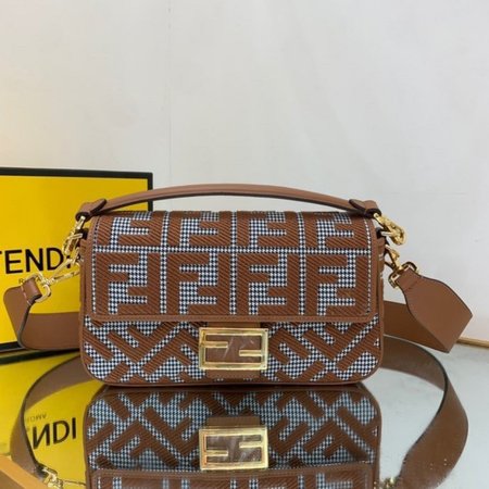 Fendi Baguette