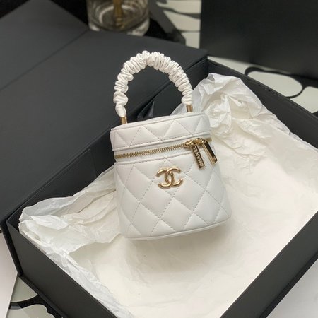 Chanel Bucket Bag 2729