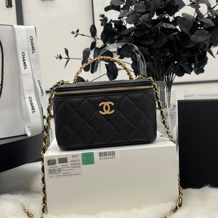 Chanel Vanity Case A68070